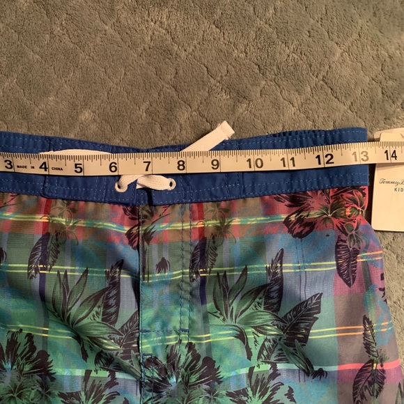 Tommy Bahama Big Boys' Desert View Swim Trunks - M - Picture 3 of 7